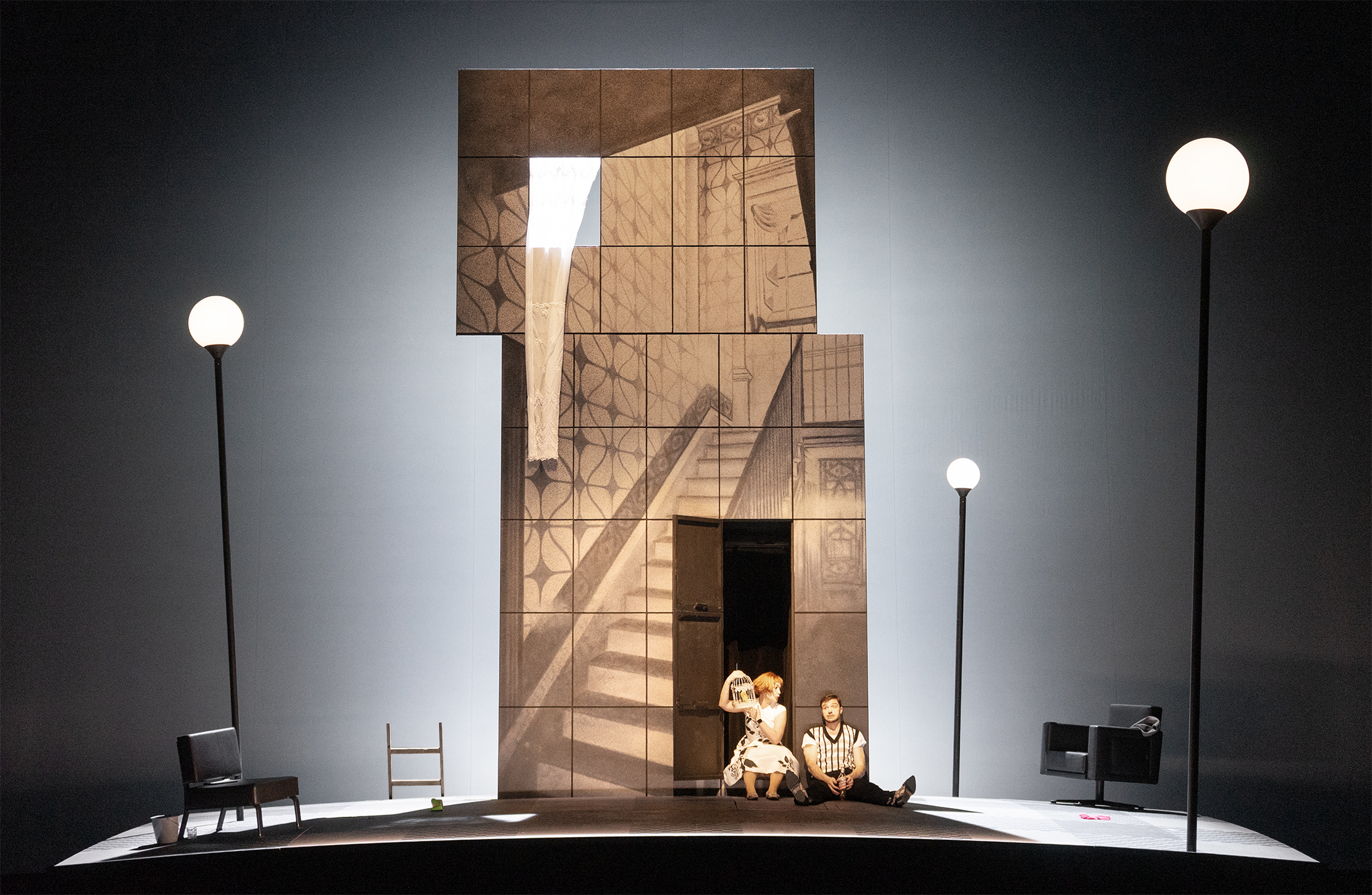 Klaus Grünberg, set and light design for Il barbiere di Siviglia (Gioachino Rossini), Hamburgische Staatsoper, 2026