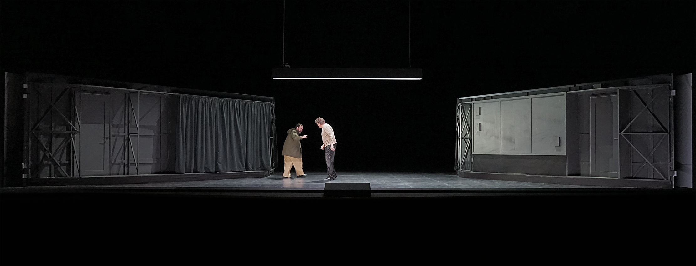 Klaus Grünberg set design, lighting: Simon Boccanegra (Giuseppe Verdi), Aalto Theater, Essen, 2023