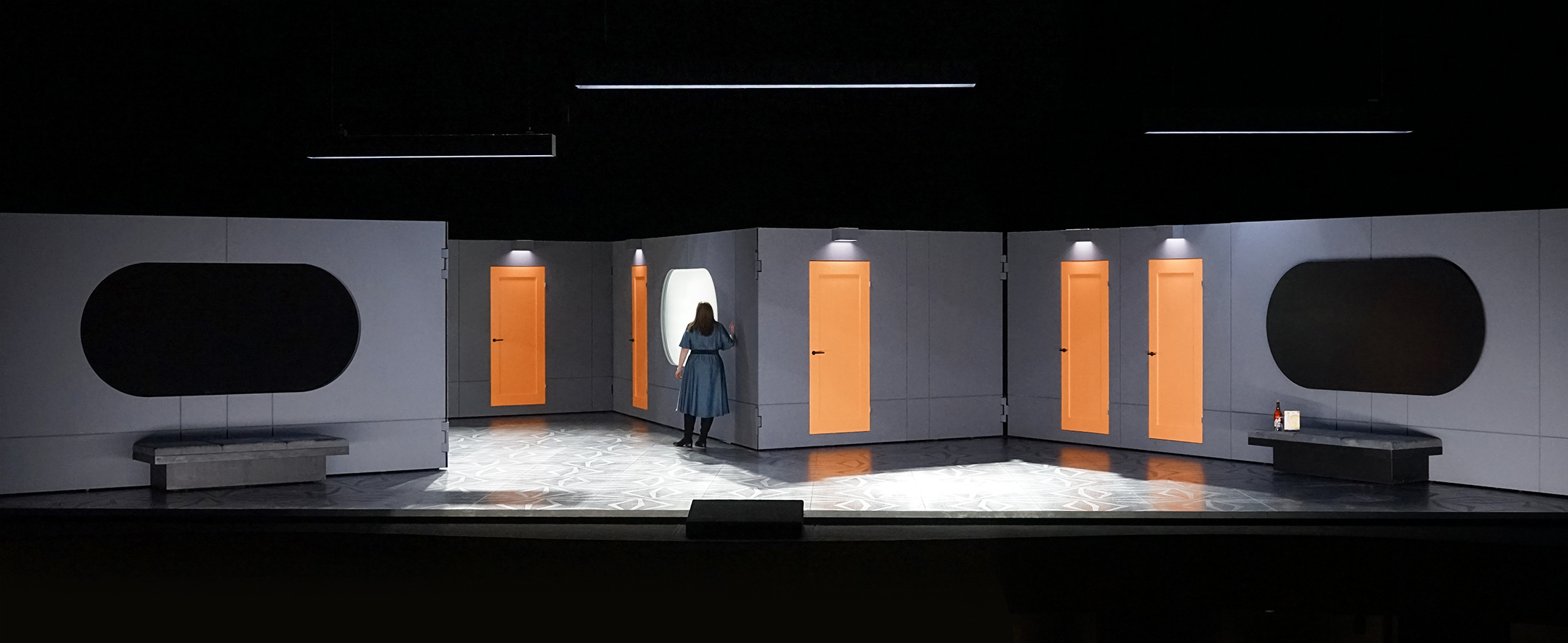 Klaus Grünberg set design, lighting: Simon Boccanegra (Giuseppe Verdi), Aalto Theater, Essen, 2023