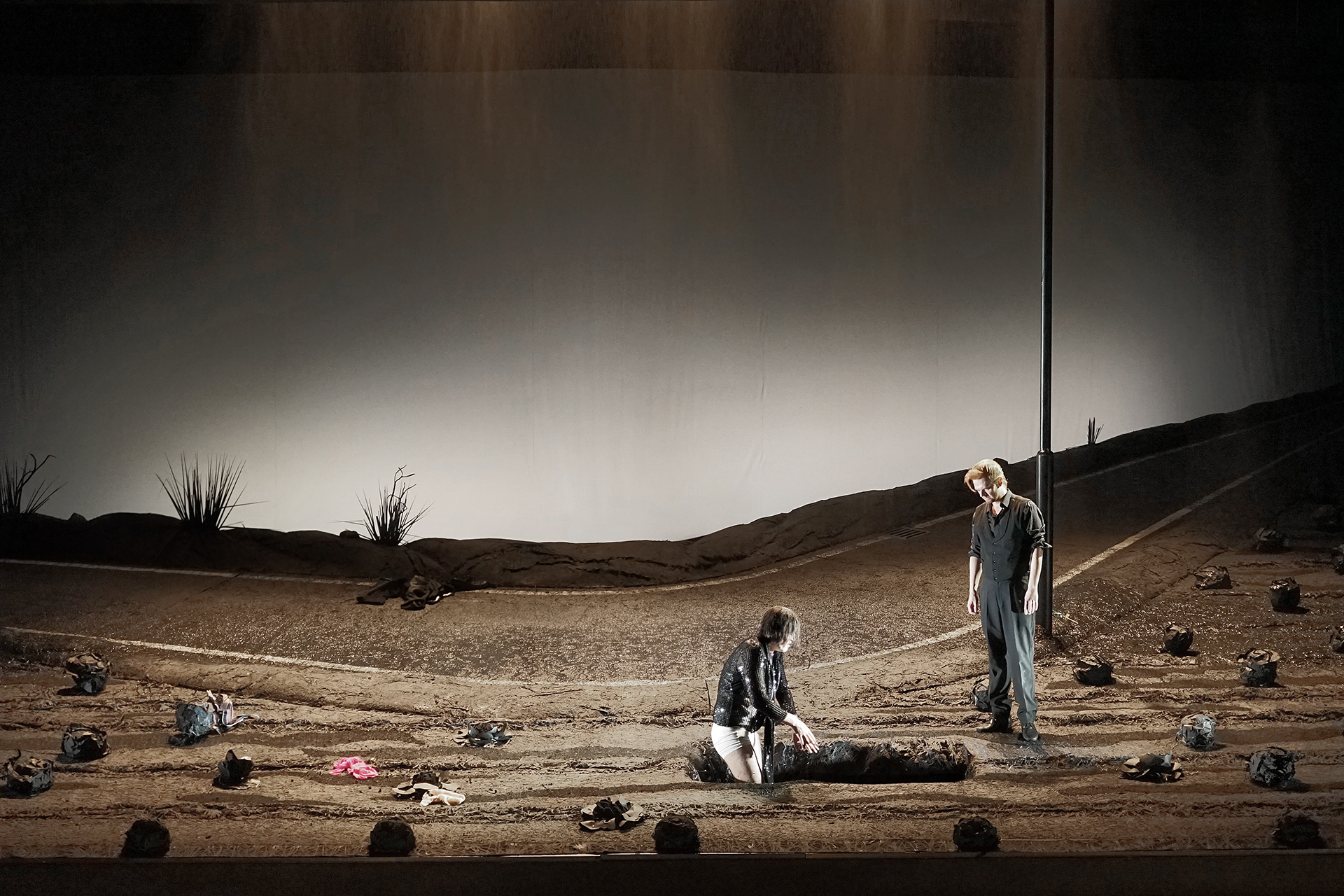 Klaus Grünberg, set and light design for Don Giovanni (Mozart), Theater Bremen, 2019