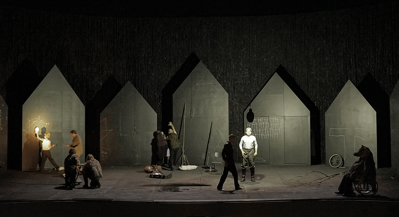 Klaus Grünberg set design, lighting, video: Der Freischuetz (Carl-Maria von Weber), Aalto Theater, Essen, 2018
