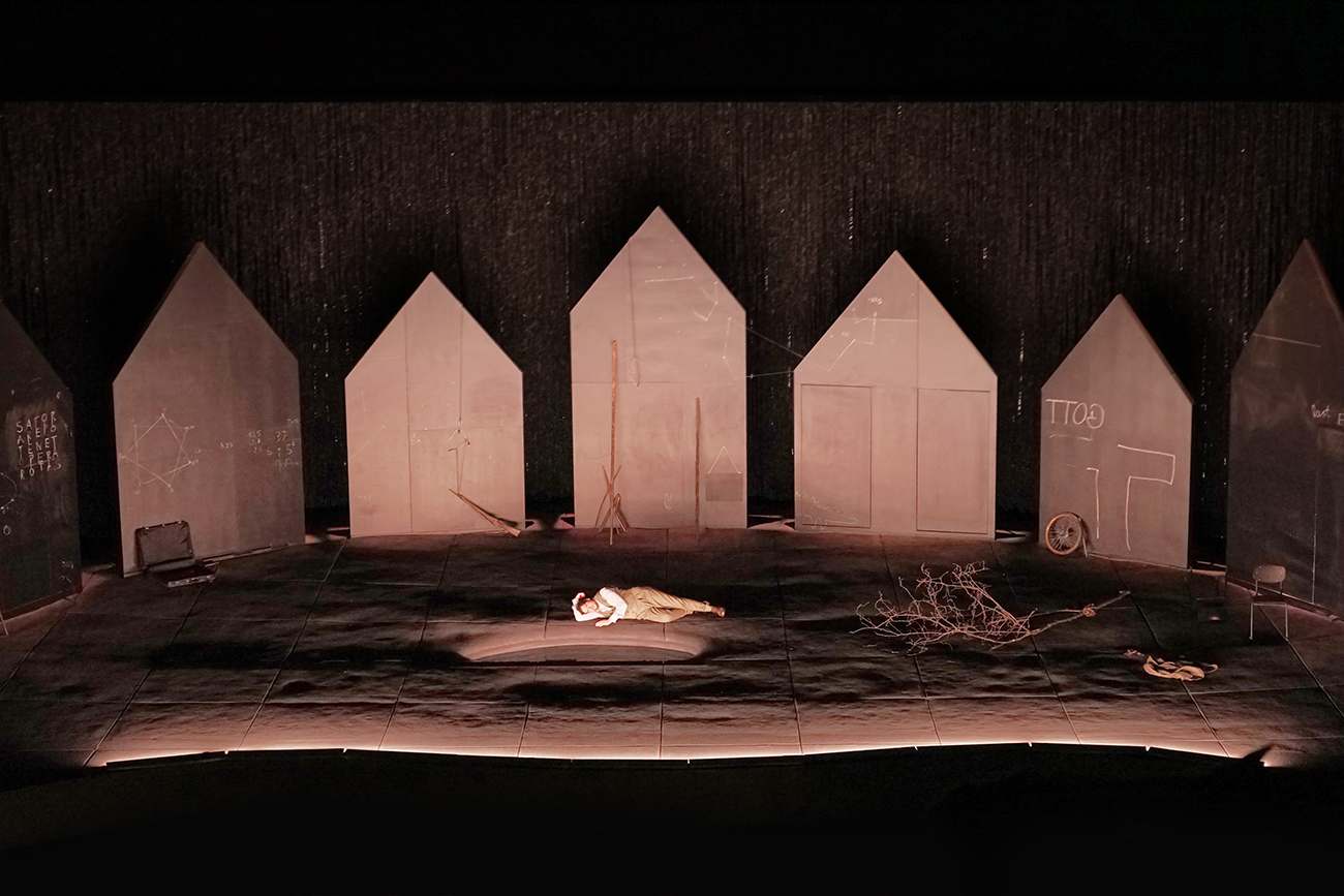 Klaus Grünberg set design, lighting, video: Der Freischuetz (Carl-Maria von Weber), Aalto Theater, Essen, 2018