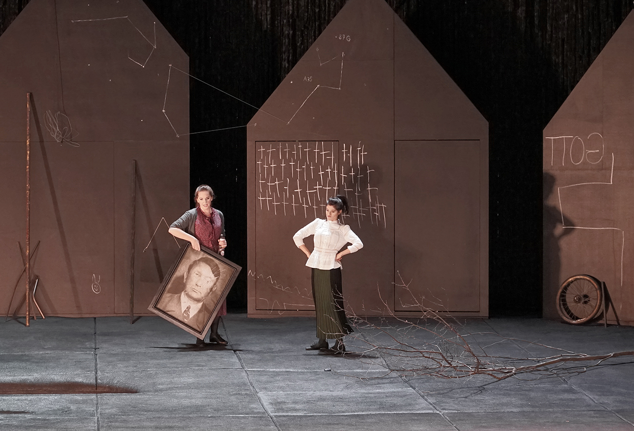 Klaus Grünberg set design, lighting, video: Der Freischuetz (Carl-Maria von Weber), Aalto Theater, Essen, 2018