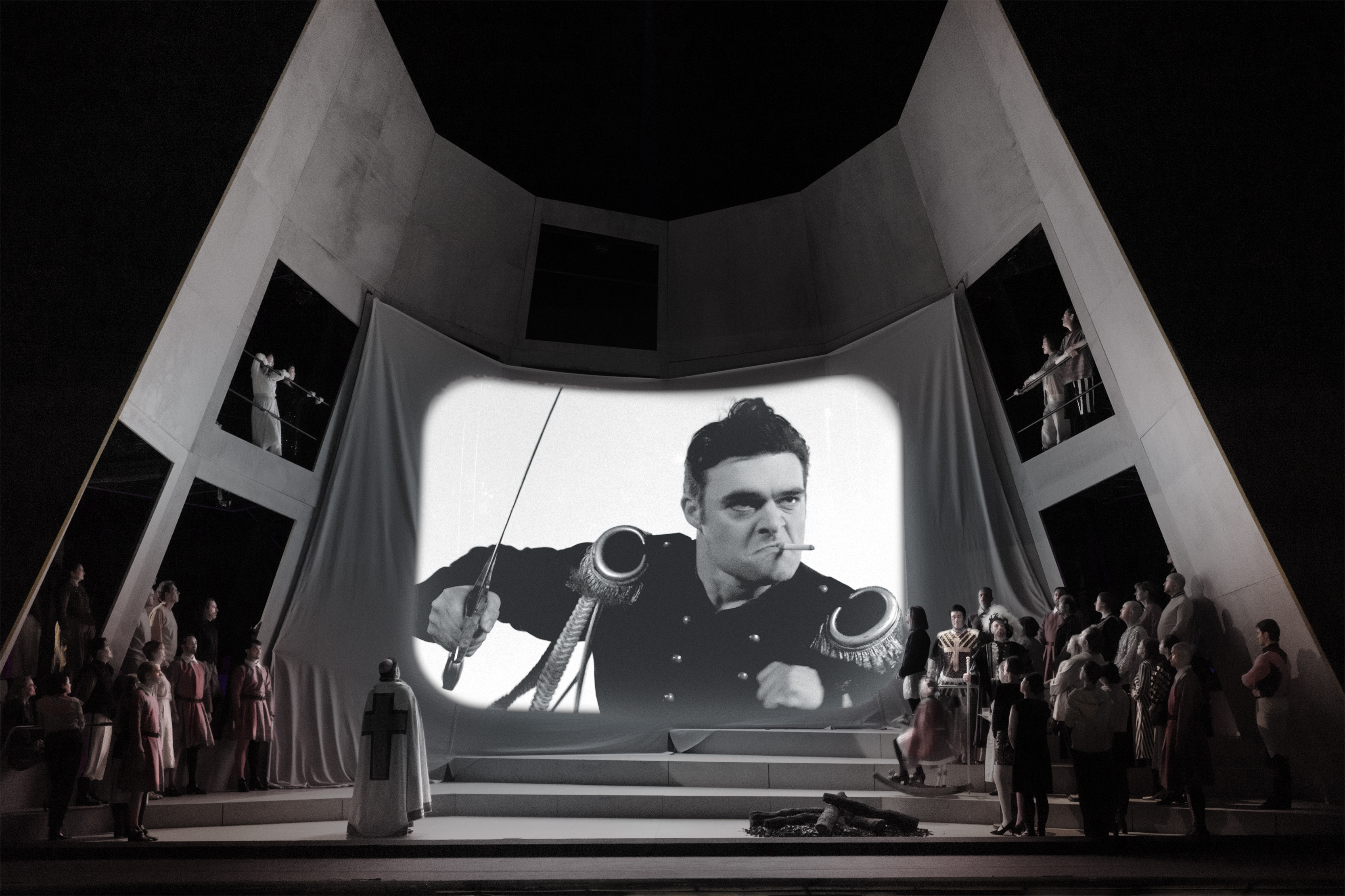 Klaus Grünberg, set and light design for La Juive (Halévy), Oper Frankfurt, 2024