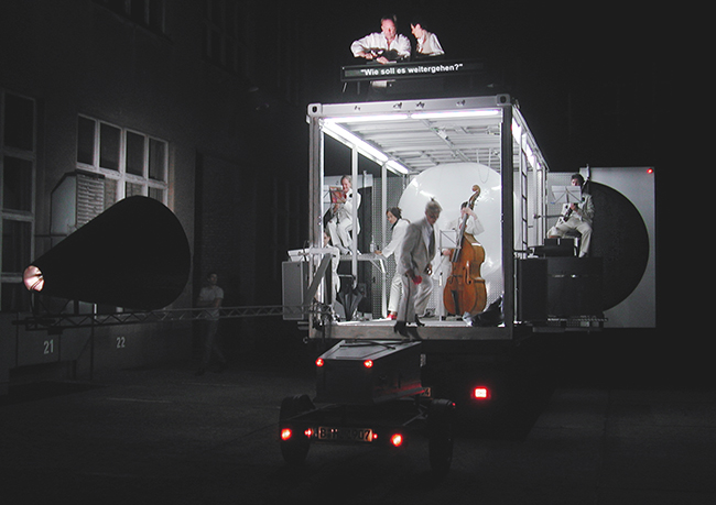 Mavra, Tatjana Gürbaca, Klaus Grünberg