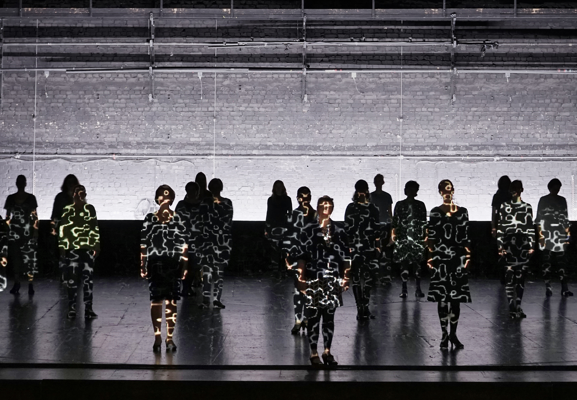 Klaus Grünberg: Mondnacht (Son et Lumière mit Liedern von Robert Schumann),Arrangement und Musikalische Leitung: David Cavelius, Regie: Barrie Kosky, Lichtdesign: Klaus Grünberg, Komische Oper Berlin, 2020