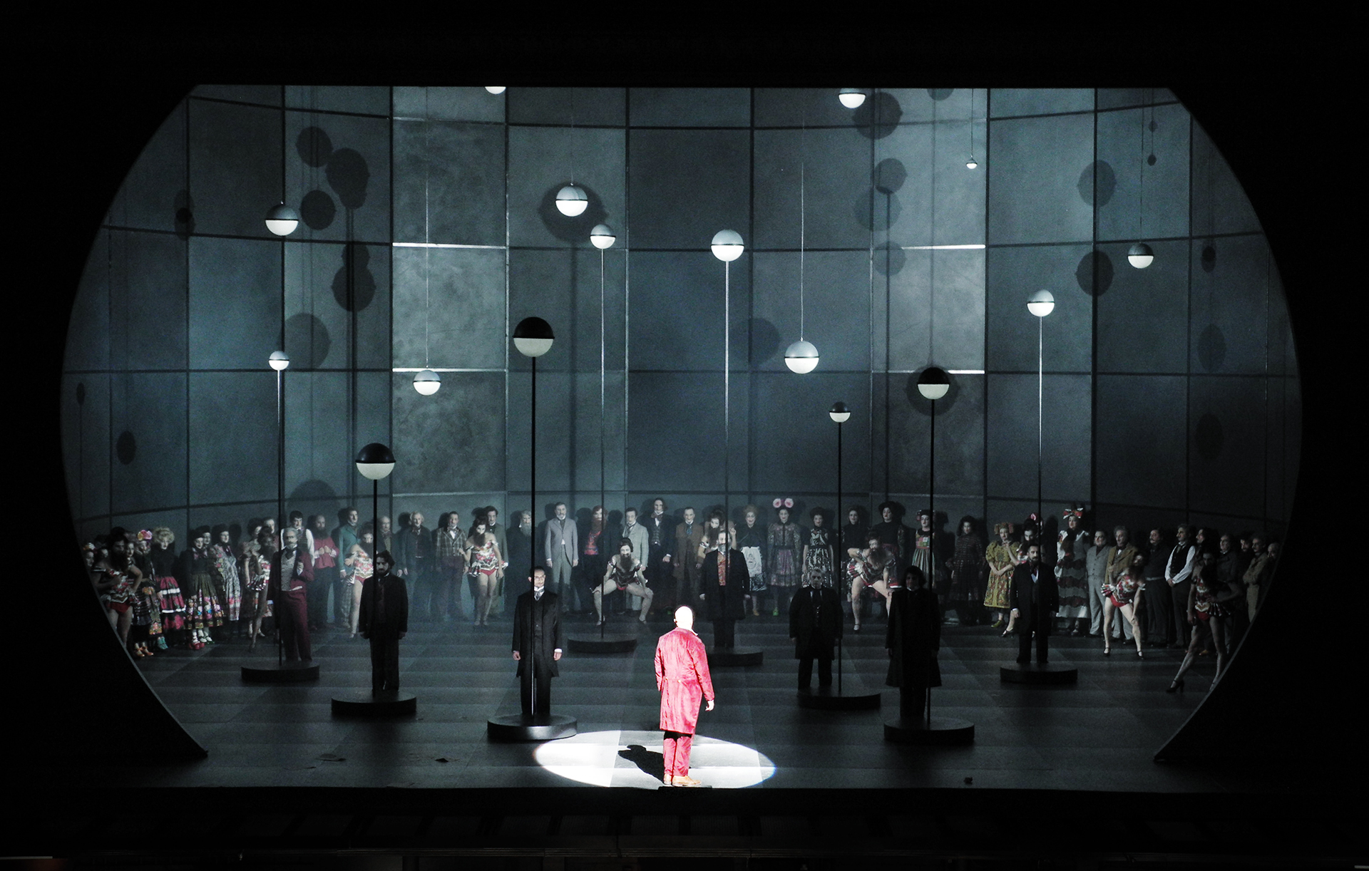 set and light design by Klaus Grünberg for THE NOSE (Dimitrij Schostakovitch), Royal Opera House London, 2016