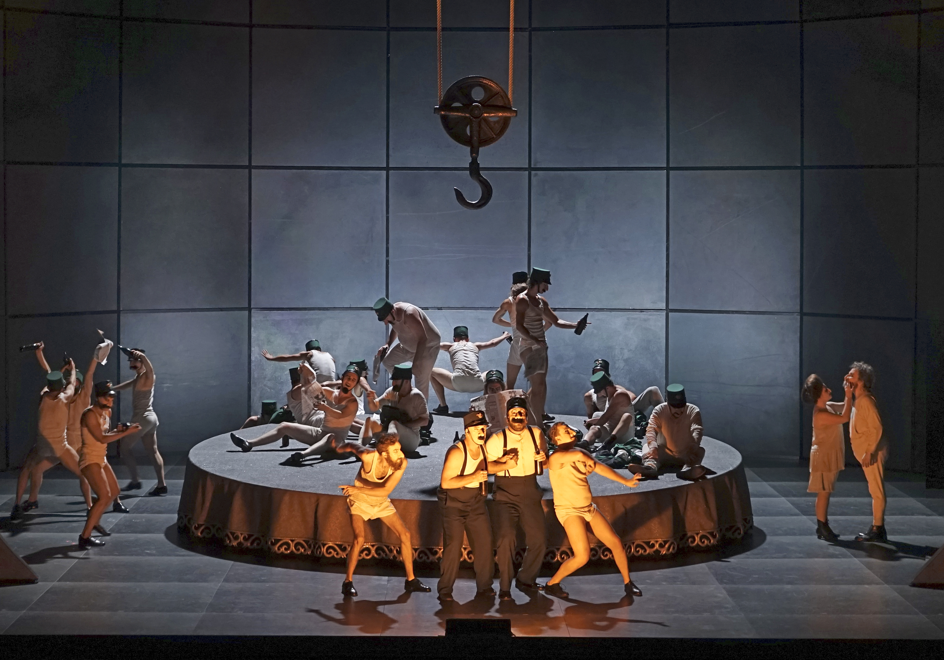 set and light design by Klaus Grünberg for THE NOSE (Dimitrij Schostakovitch), Royal Opera House London, 2016