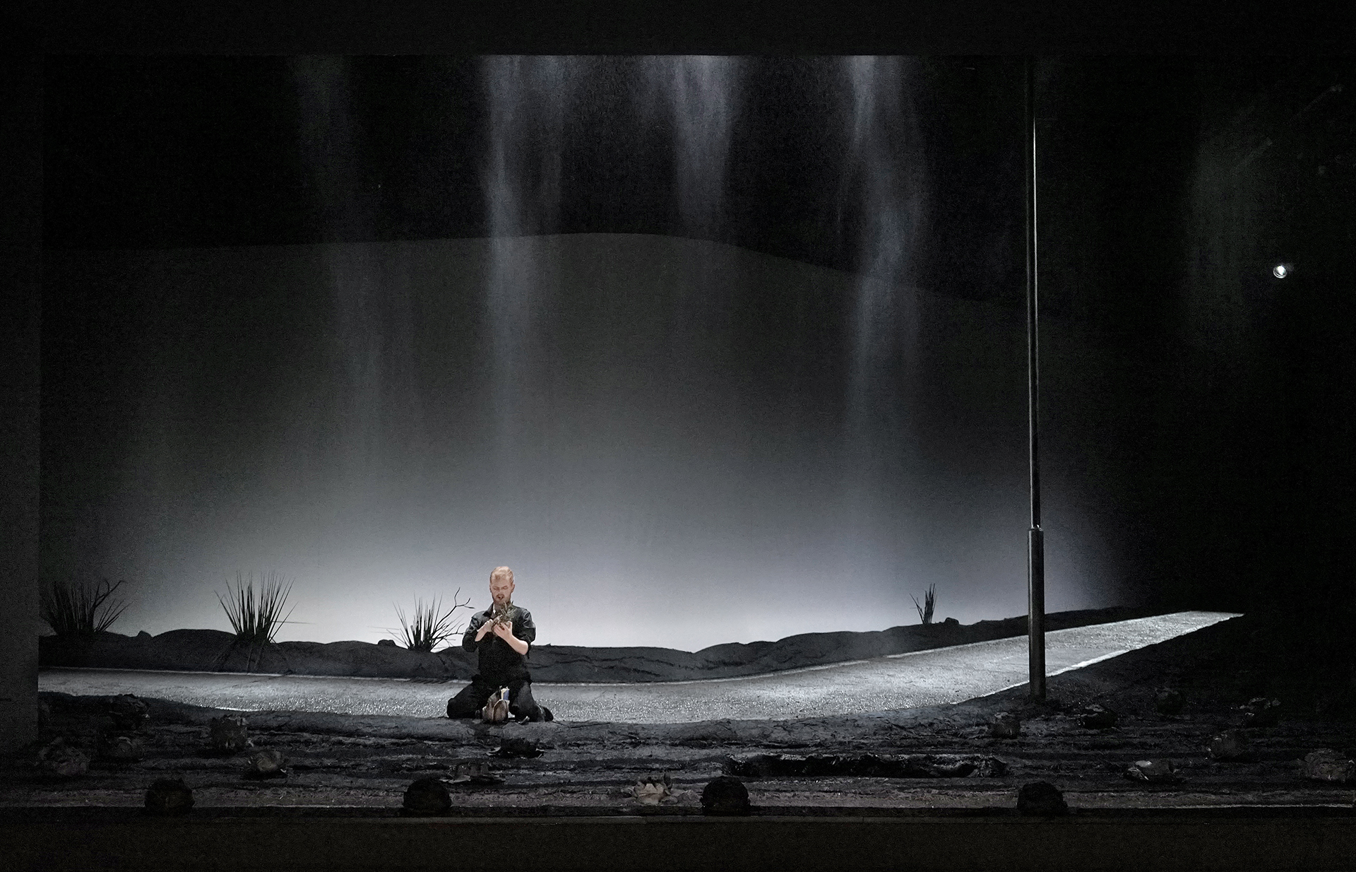 Klaus Grünberg, set and light design for Don Giovanni (Mozart), Theater Bremen, 2019