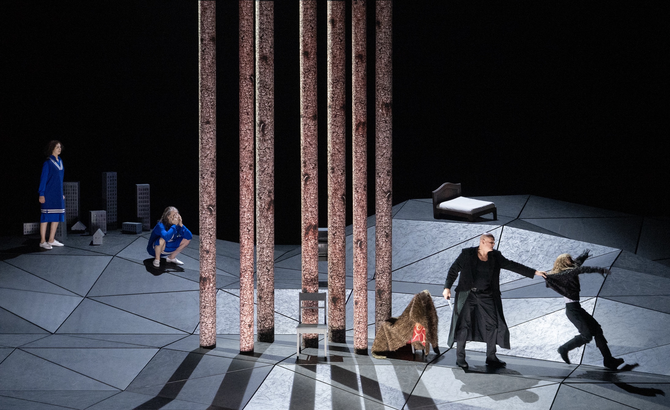 Klaus Grünberg, set and light design for Written on Skin (George Benjamin / Martin Crimp), Oper Frankfurt, 2026